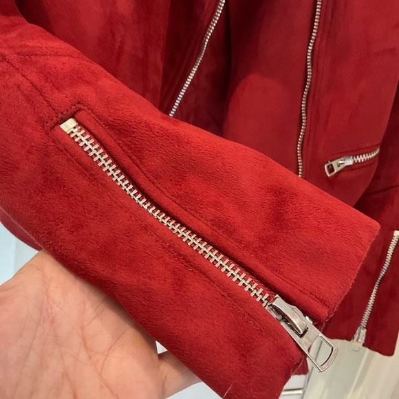 Zara Trafaluc red faux suede biker jacket, multiple zippers, belted waist. Sz S - Picture 10 of 13